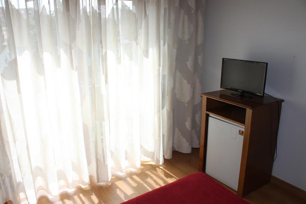 Hotel Classis Bragança Стая снимка